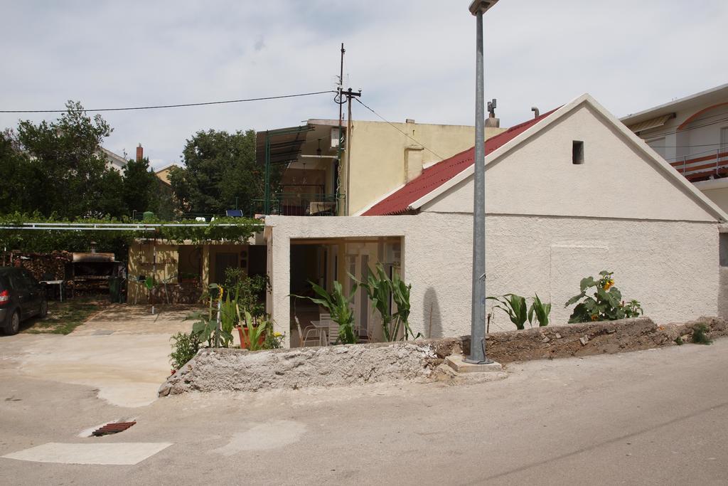 Apartments Viktorija Starigrad Paklenica Zewnętrze zdjęcie