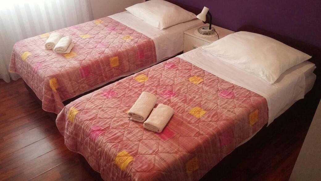 Apartments Viktorija Starigrad Paklenica Zewnętrze zdjęcie